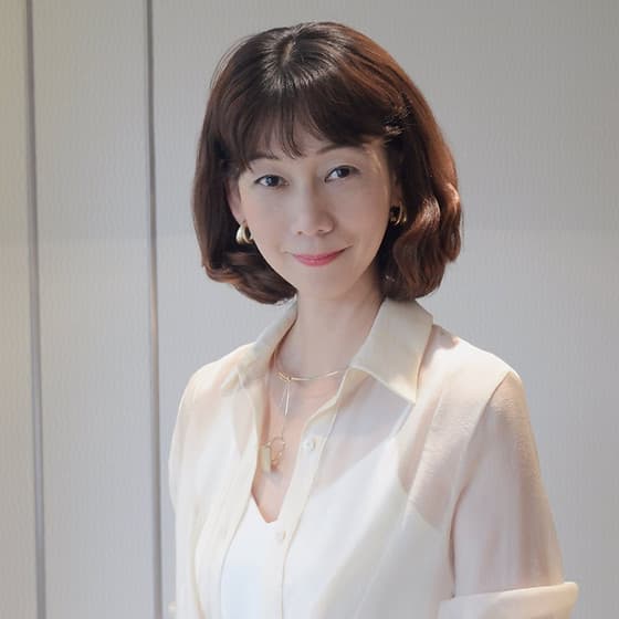 何琇瓊 — 藝萌友顧問